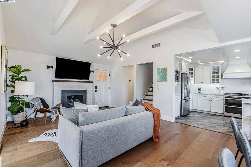 208 Princeton Ave, Mill Valley, CA 94941