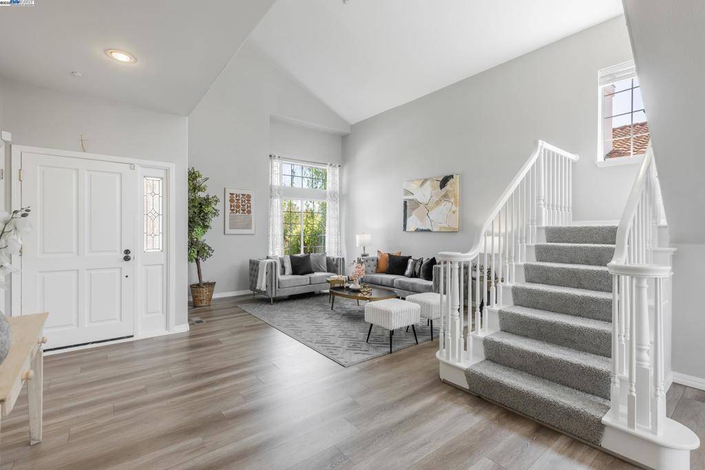 Livermore, CA 94551,458 Knottingham Cir