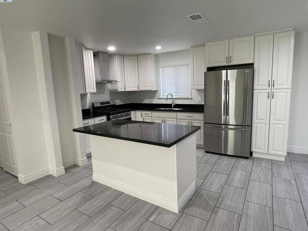 Stockton, CA 95206,174 Horton Ave