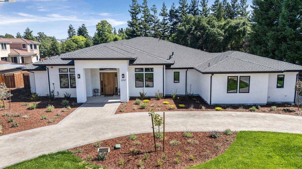 Pleasanton, CA 94566,3707 Trenery Drive
