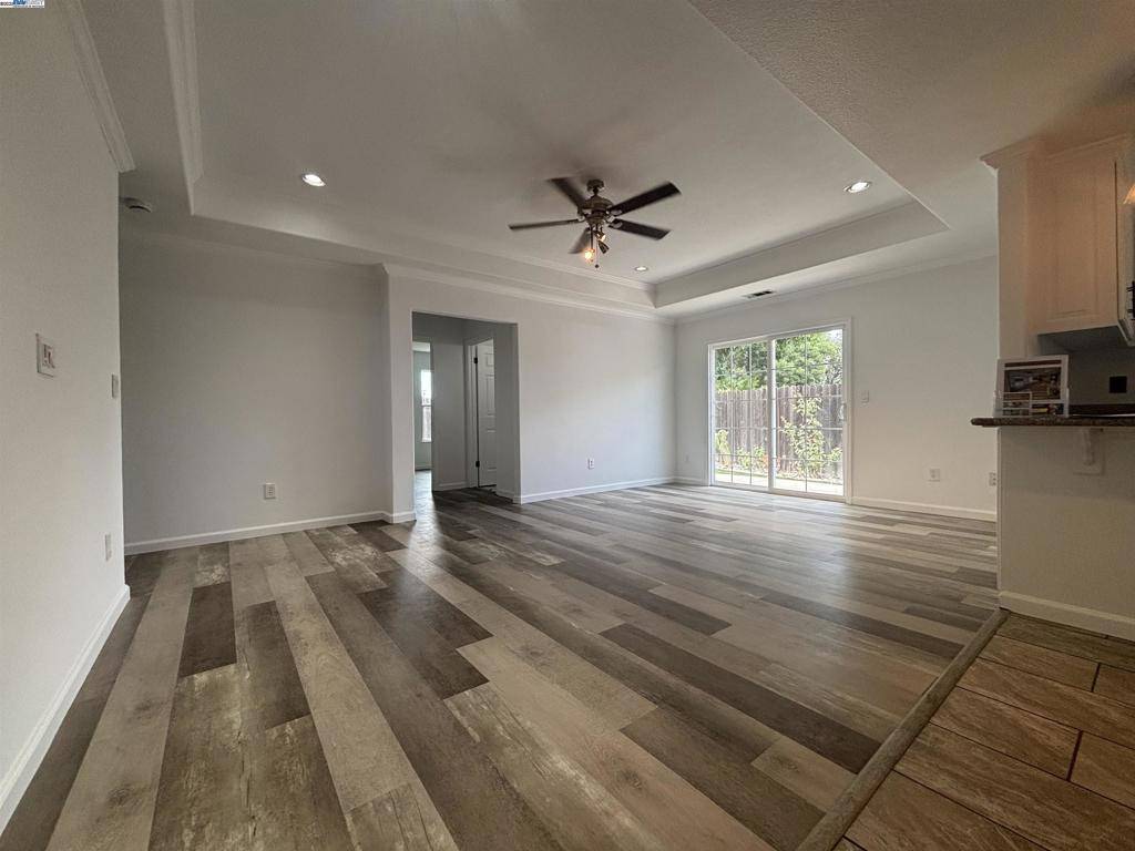Sacramento, CA 95815,2621 Altos Ave
