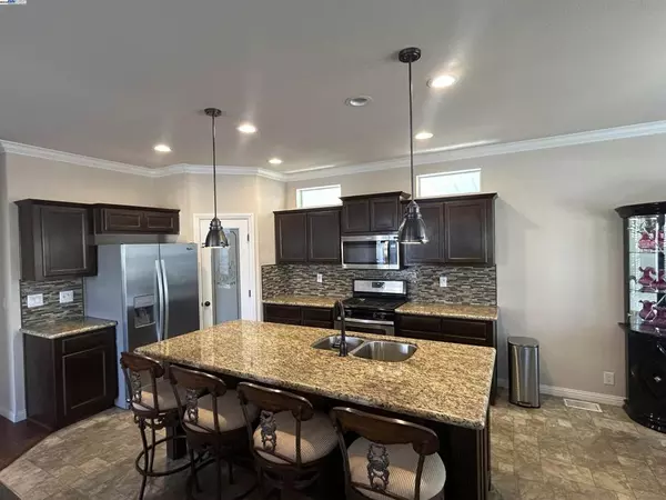Hayward, CA 94545,1200 W Winton Ave