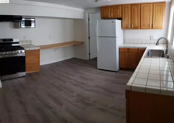 Pittsburg, CA 94565,498 E 8th Street