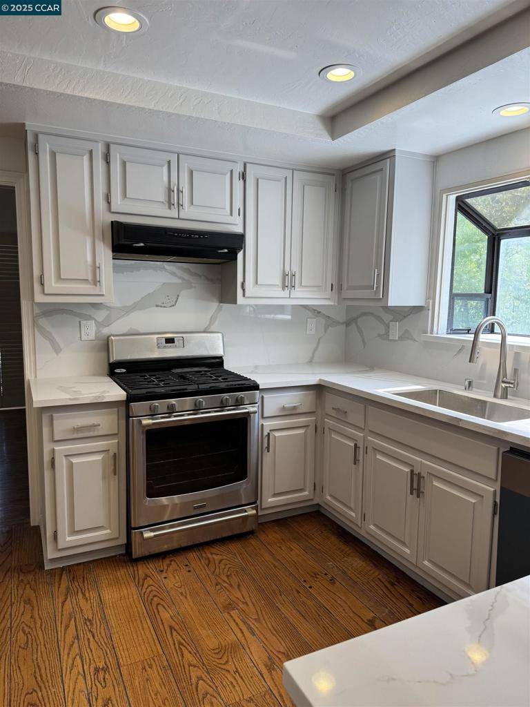 Moraga, CA 94556,20 Tamarisk