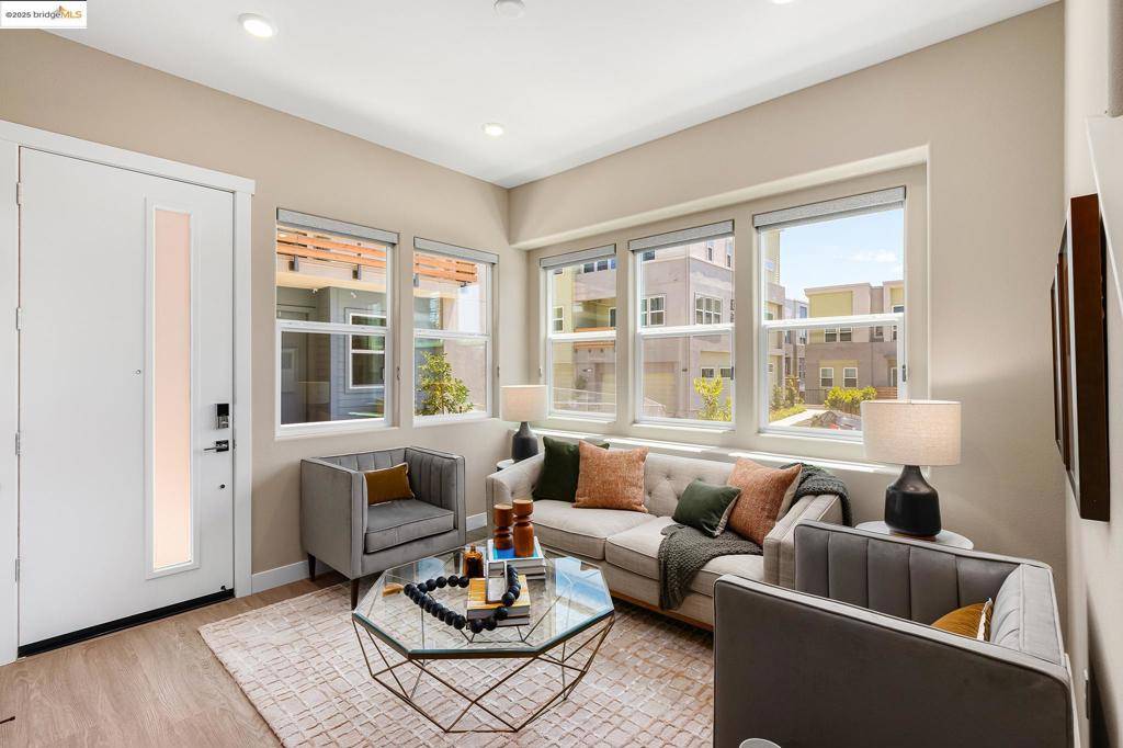 28978 Parkwood Lane #74, Hayward, CA 94544