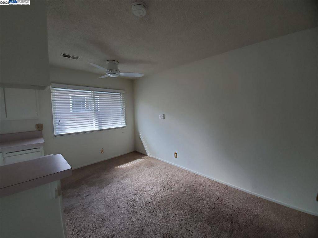 Pleasanton, CA 94588-8176,2255 Segundo Ct