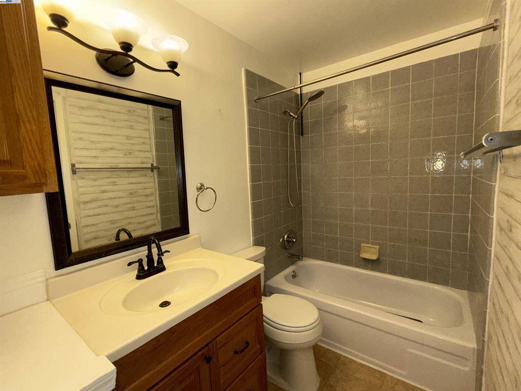 Fremont, CA 94536,38623 Cherry Ln #175