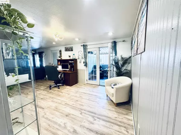 Tracy, CA 95376,812 W CLOVER ROAD