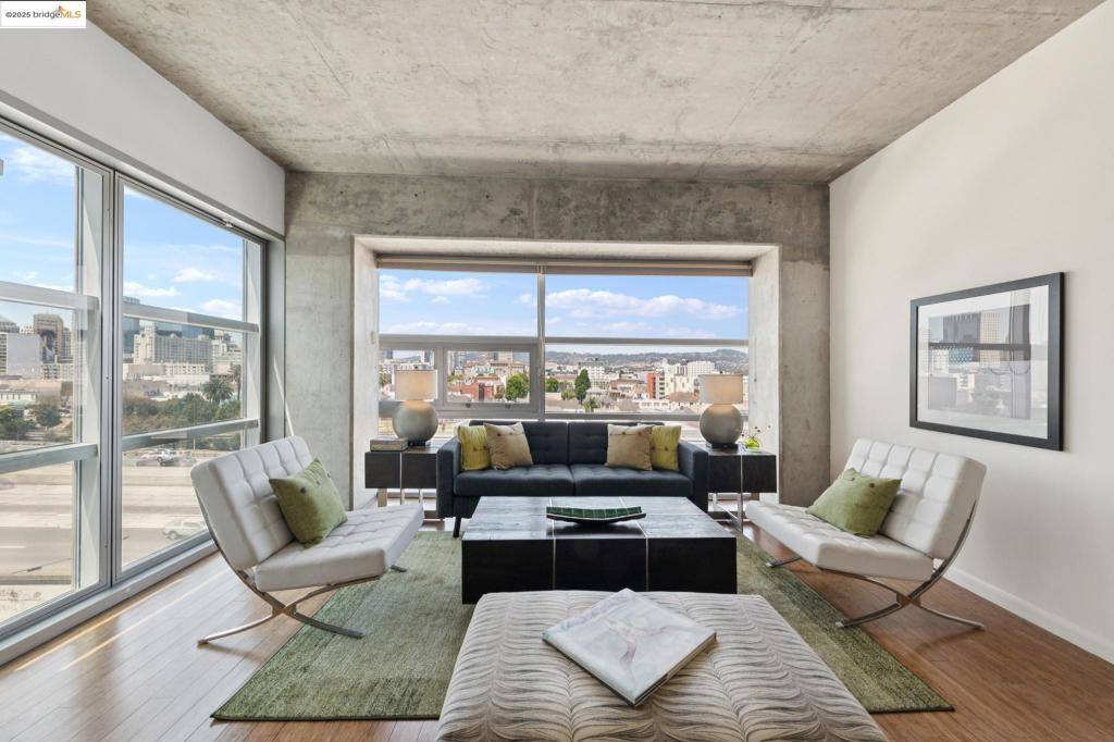 Oakland, CA 94607-4350,428 Alice St. #817