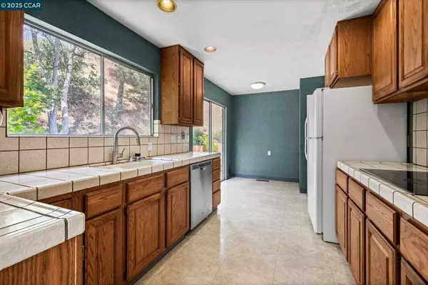 Moraga, CA 94556,45 La Salle Dr