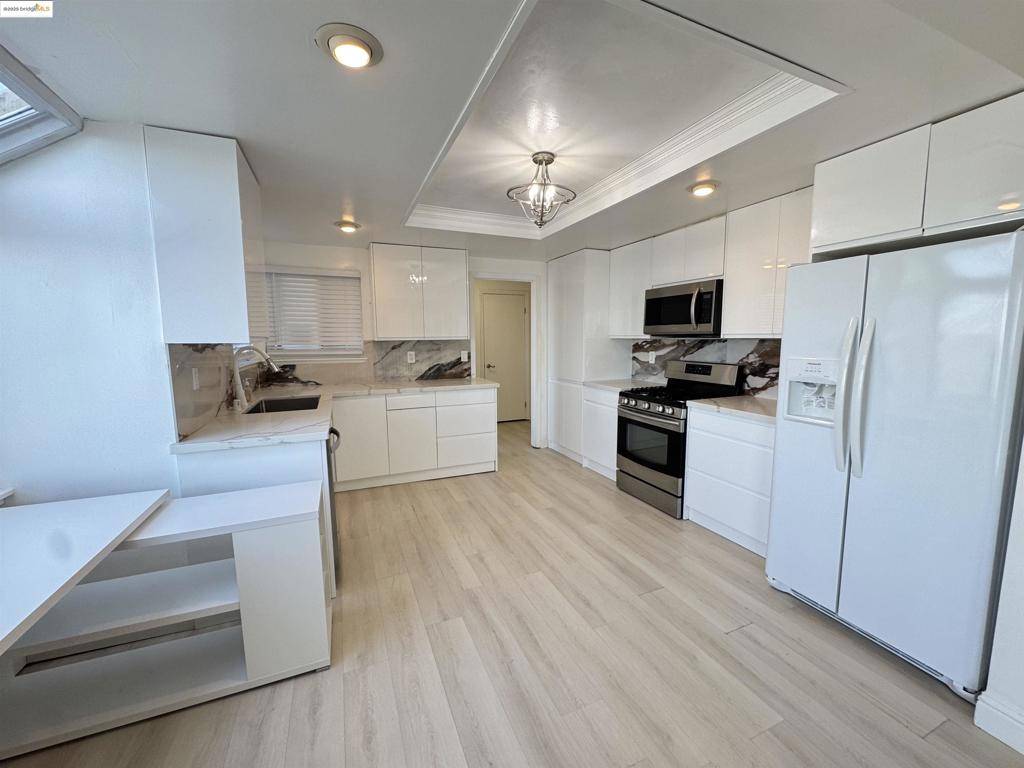 Pittsburg, CA 94565,10 Sea Point Way