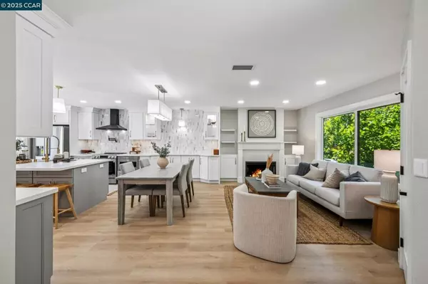 Walnut Creek, CA 94595,1736 Golden Rain Rd #2