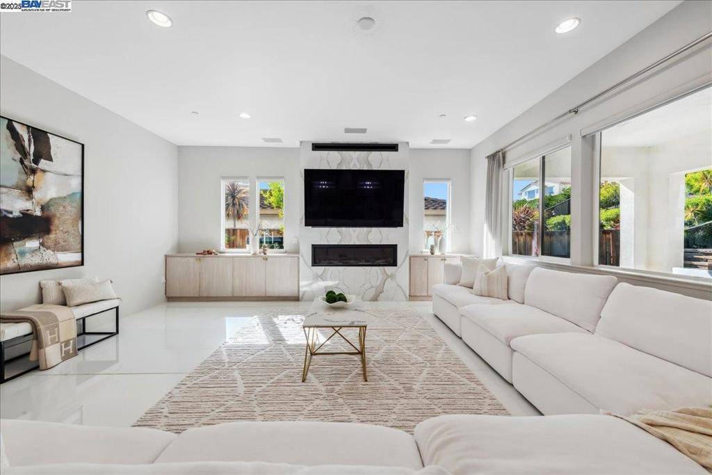 Dublin, CA 94568,1797 Porcellano Way