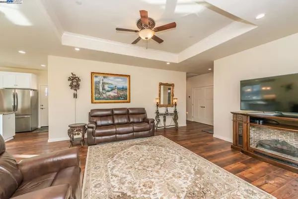 Weaverville, CA 96093,220 Fairway Dr.