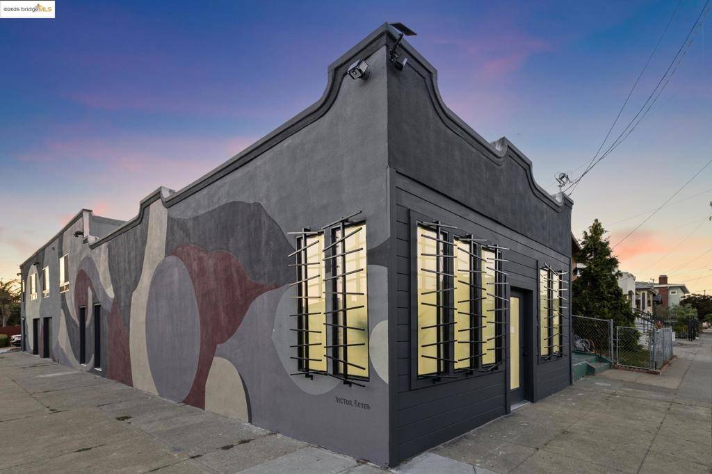Oakland, CA 94608,4101 Market St