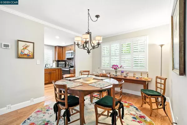 Martinez, CA 94553,301 Parklane Plz