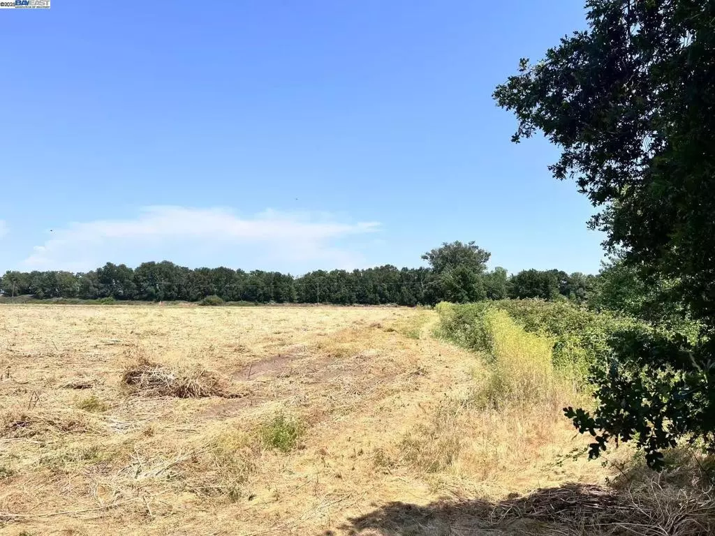 Hood, CA 95639,0 RIVER RD