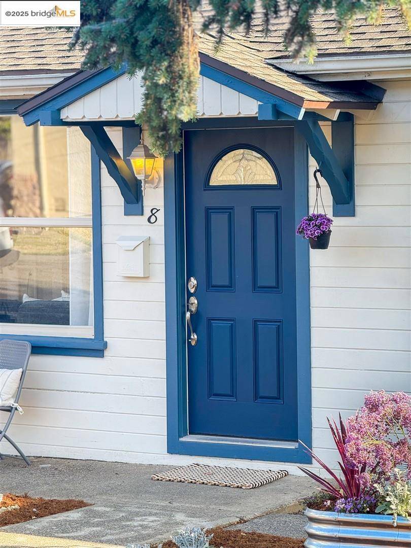Benicia, CA 94510,8 Alta Loma