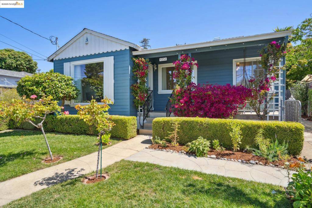 Oakland, CA 94619,4332 Hyacinth Ave