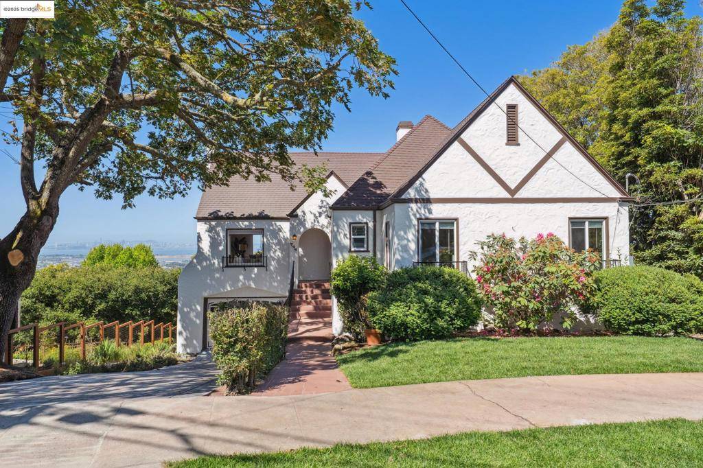 744 Coventry Road, Kensington, CA 94707