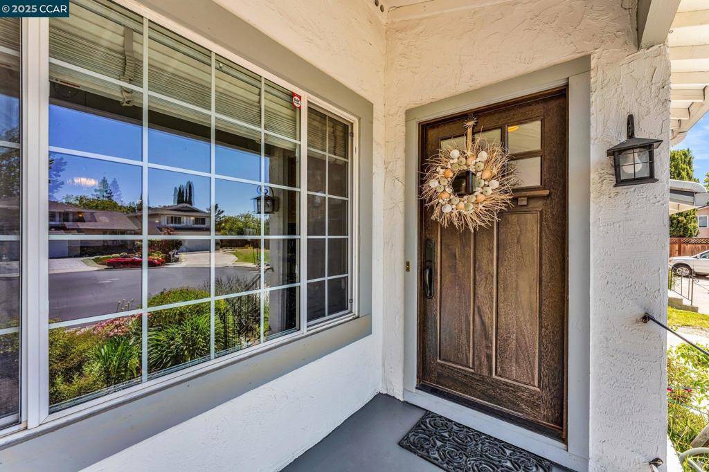 San Ramon, CA 94583,102 Monasterio Ct