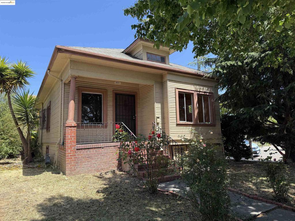 2619 Mathews St, Berkeley, CA 94702