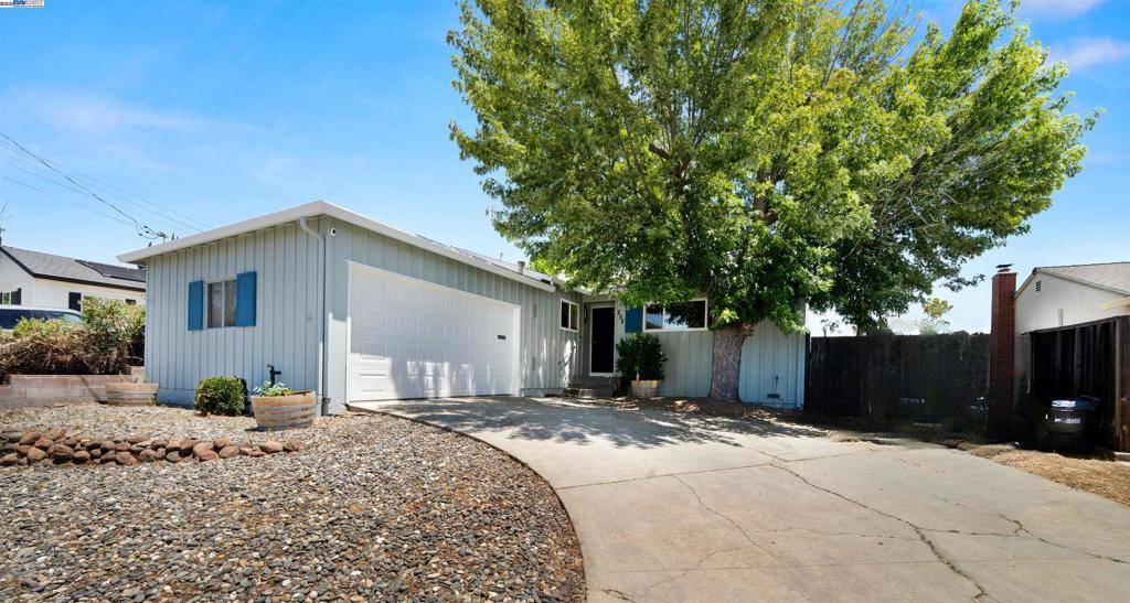 252 Martin Avenue, Livermore, CA 94551