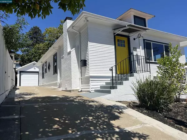 Oakland, CA 94602,2718 Carmel St
