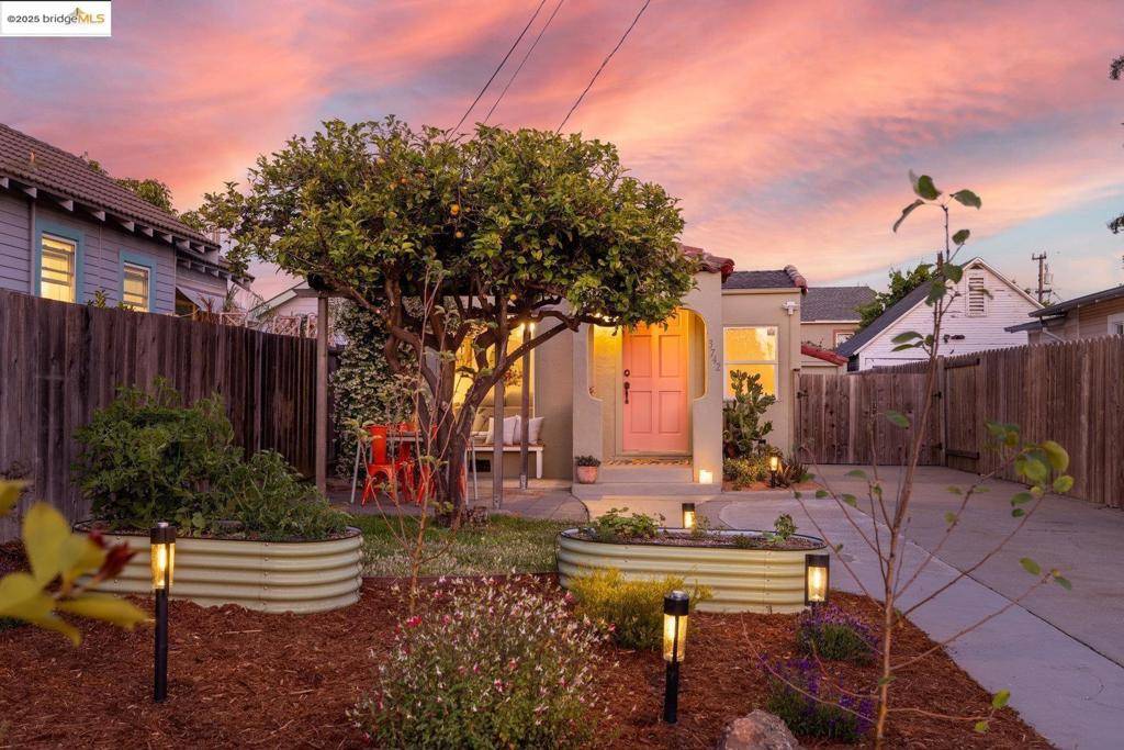 3742 Loma Vista AVE, Oakland, CA 94619