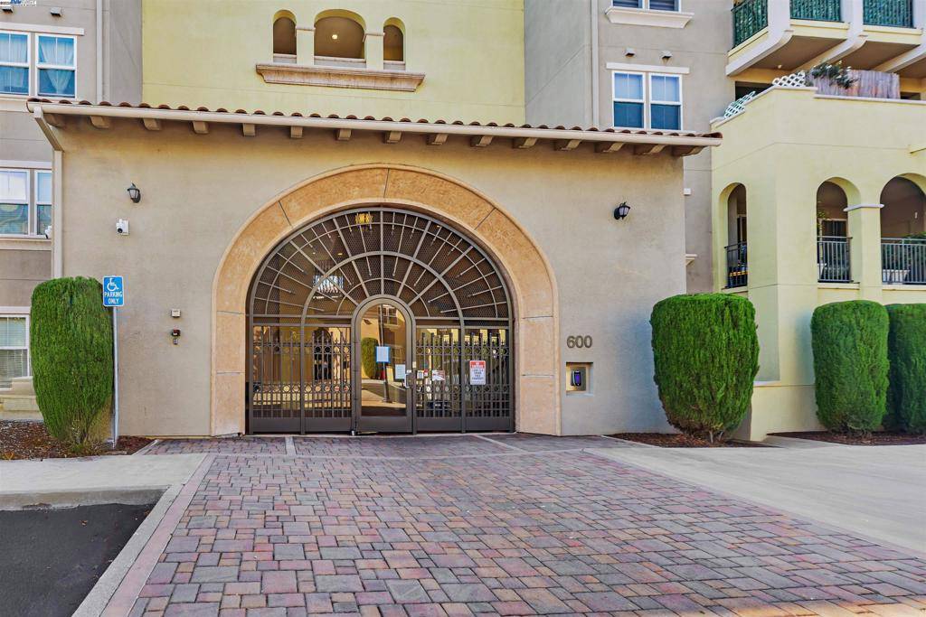 Milpitas, CA 95035,600 S Abel St #225