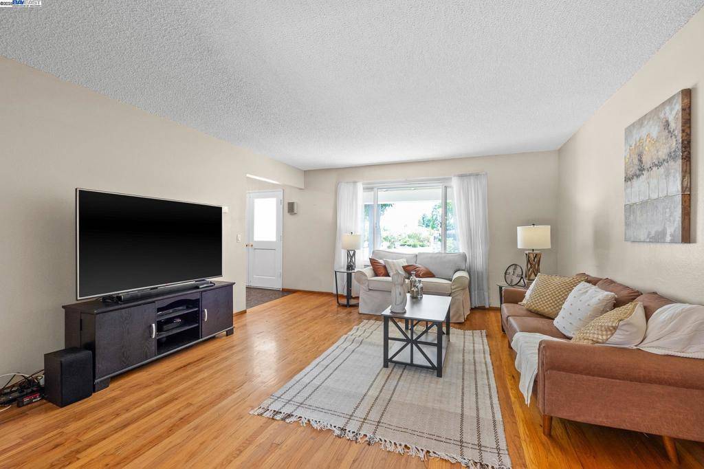 Newark, CA 94560,38824 Jonquil Dr