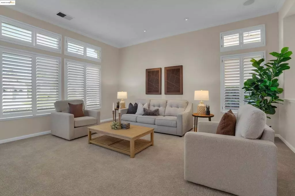 Brentwood, CA 94513,540 Central Park Pl