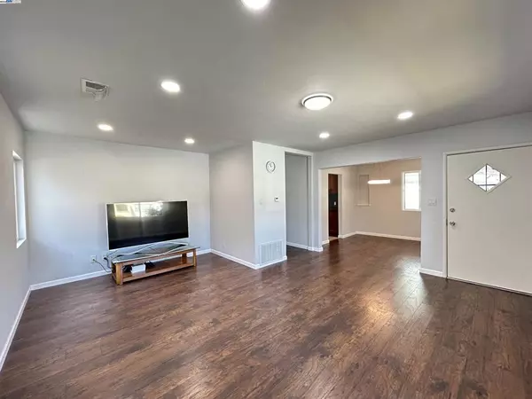 San Leandro, CA 94578,1478 156th Ave.