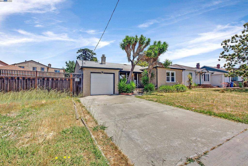22013 Queen St, Castro Valley, CA 94546