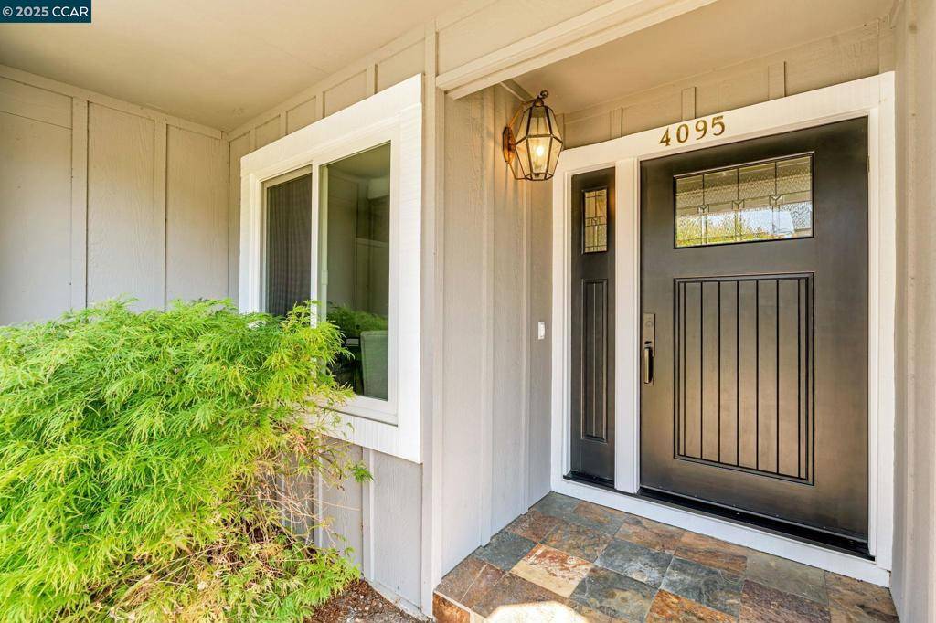 San Ramon, CA 94583,4095 Dunbarton Cir