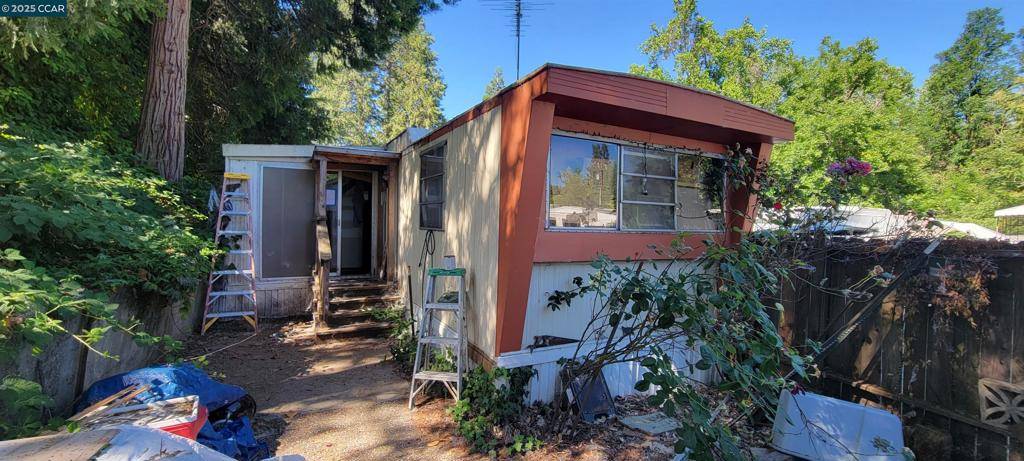 Grass Valley, CA 95945,617 Walsh Street