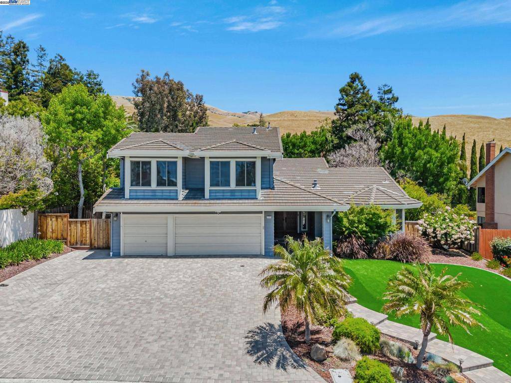 46580 Sentinel Dr, Fremont, CA 94539