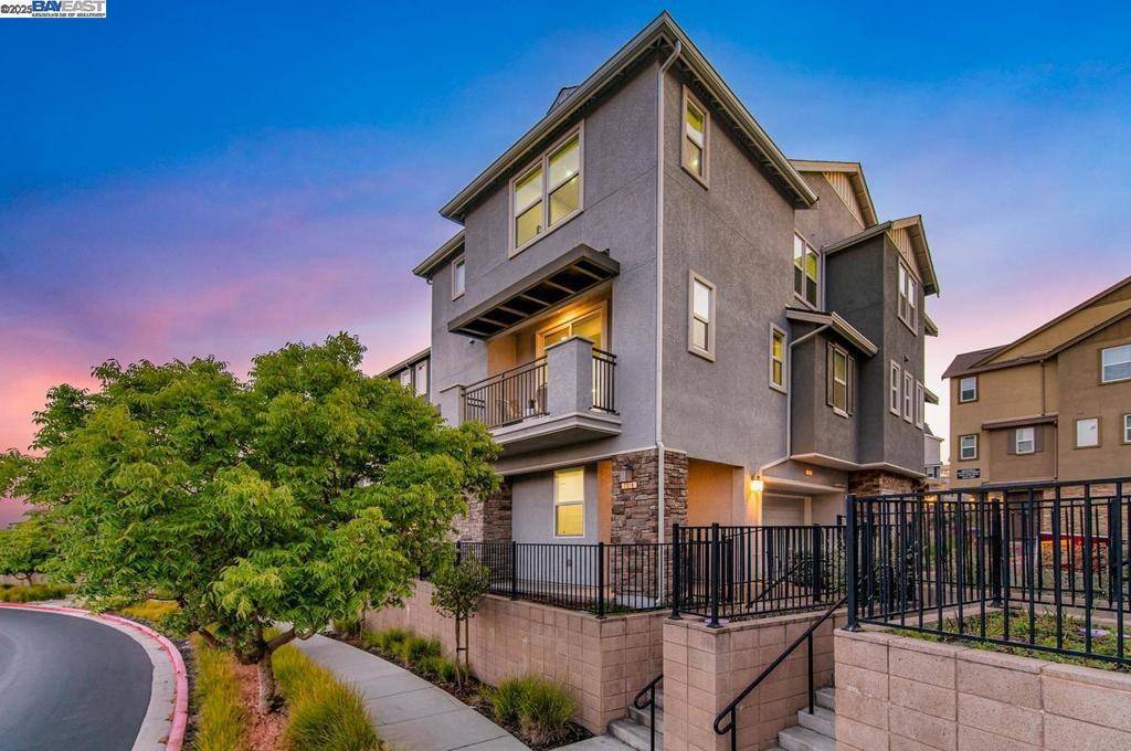 7018 Stags Leap Ln, Dublin, CA 94568