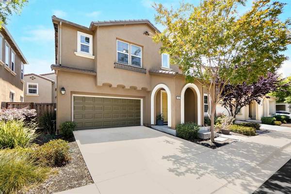 1572 Glenn St, Hayward, CA 94545