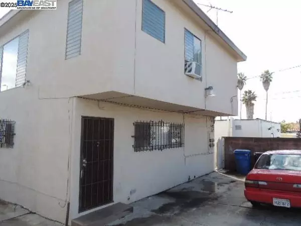 Los Angeles, CA 90044,7839 S Normandie