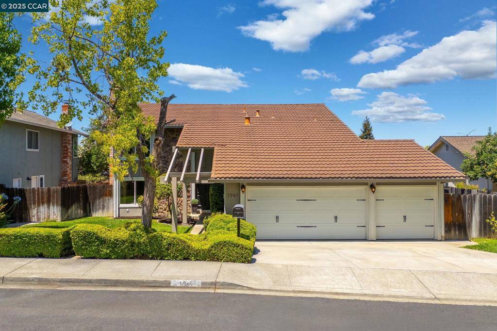 1361 Sussex Way,  Concord,  CA 94521
