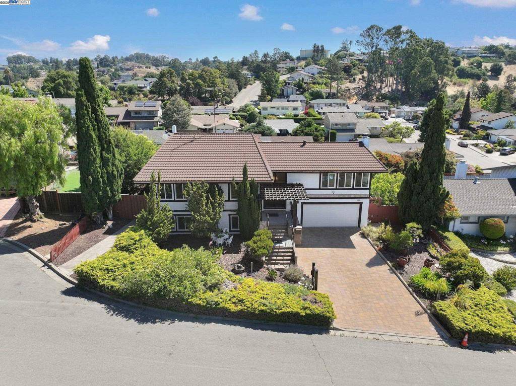 Hayward, CA 94542,27896 Adobe Ct