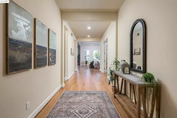 Oakley, CA 94561,133 Clear Lake Ct