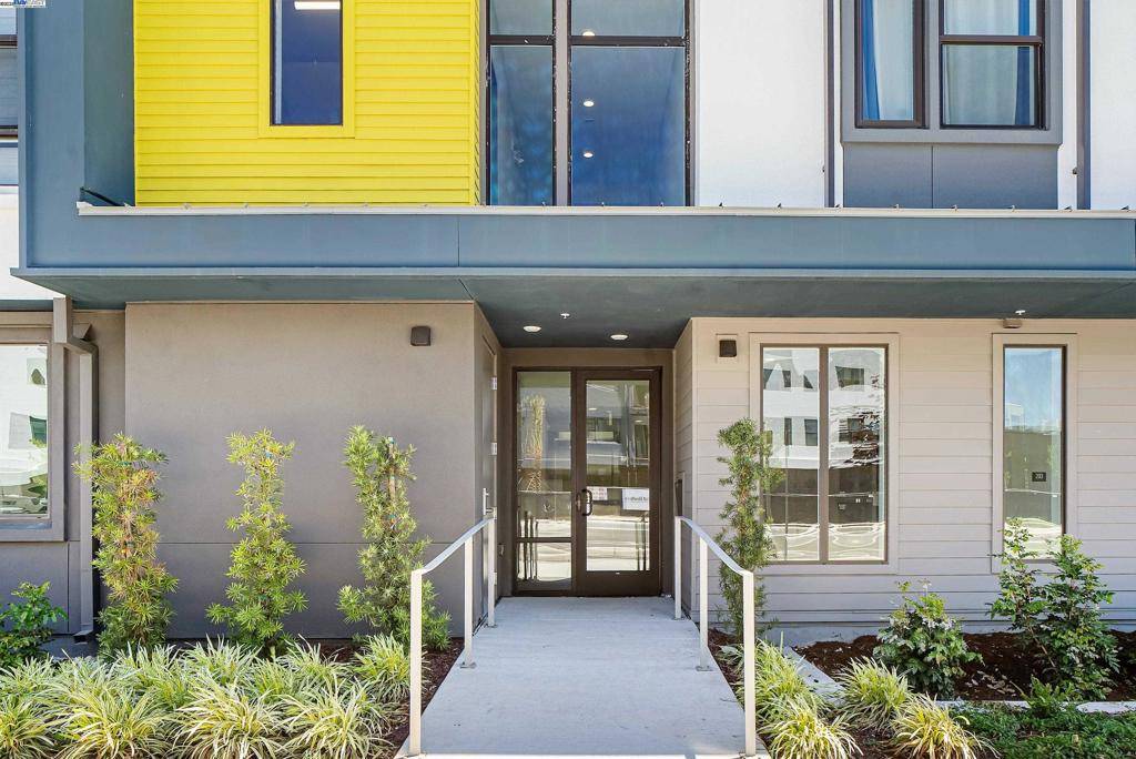 Fremont, CA 94538,44867 S Grimmer Blvd #300