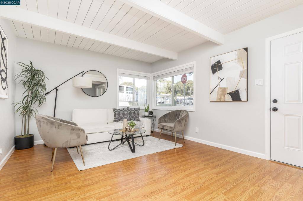 Richmond, CA 94806,2843 Moyers Rd