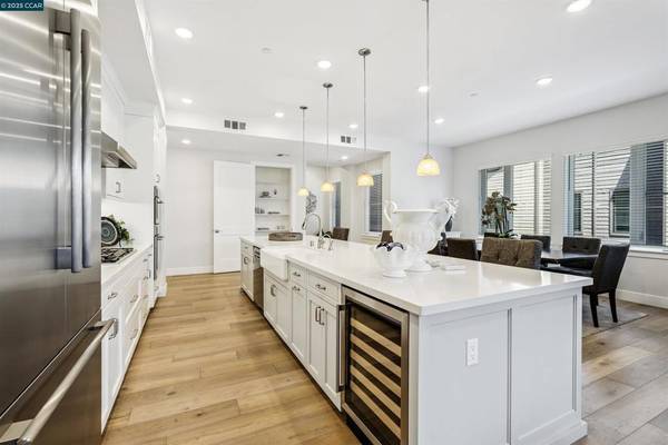 Lafayette, CA 94549-2505,20 Woodbury Highlands Court #10