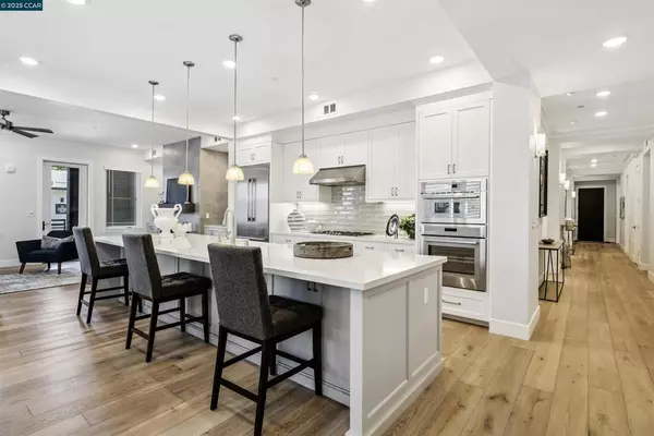 20 Woodbury Highlands Court #10, Lafayette, CA 94549-2505