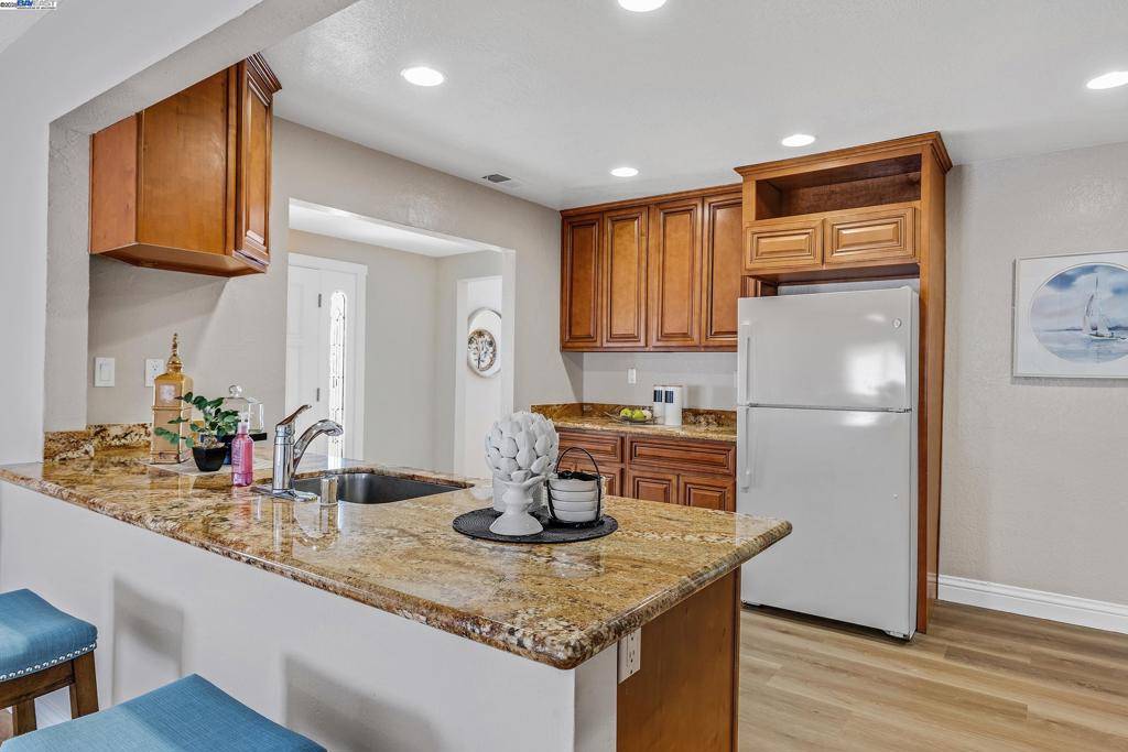 Fremont, CA 94536,35936 Magellan Dr