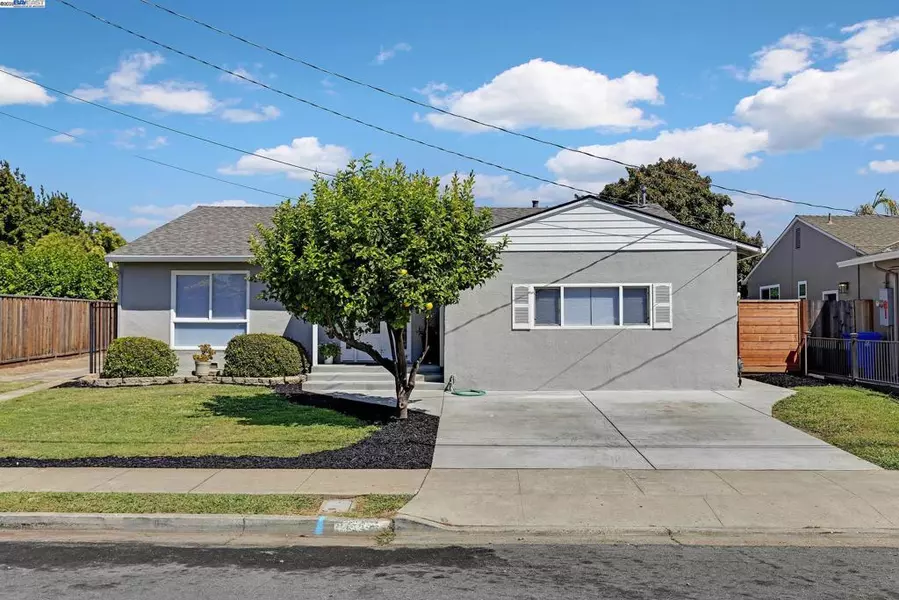 35936 Magellan Dr, Fremont, CA 94536