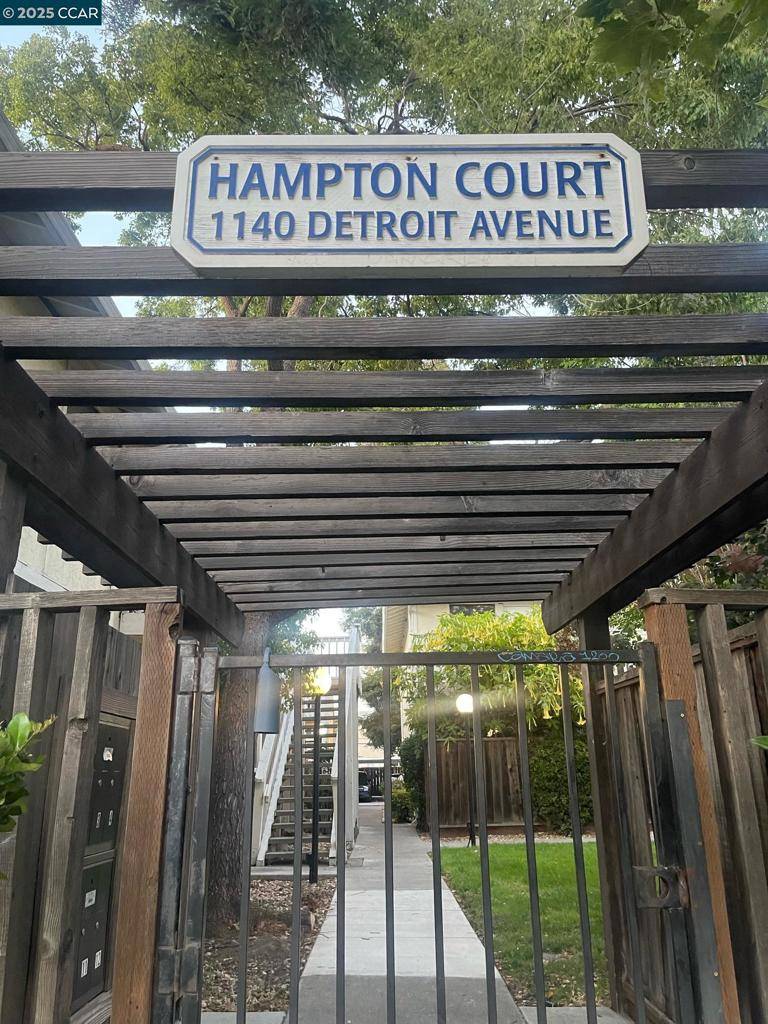 Concord, CA 94520,1140 Detroit Avenue #14